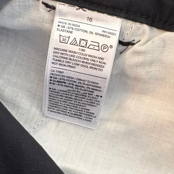 Old Navy Women's Black Boot Cut Pants - Picture 4 of 7